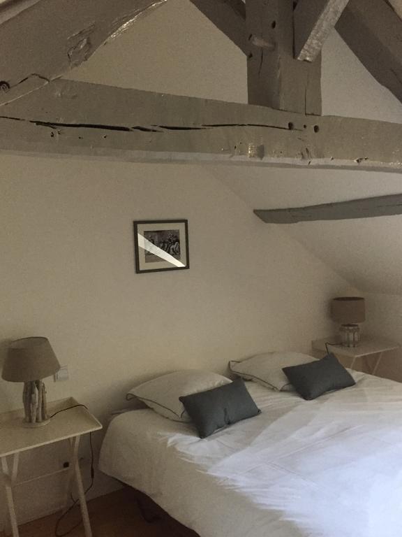 Charmante Maison De Pecheur Honfleur Exteriör bild